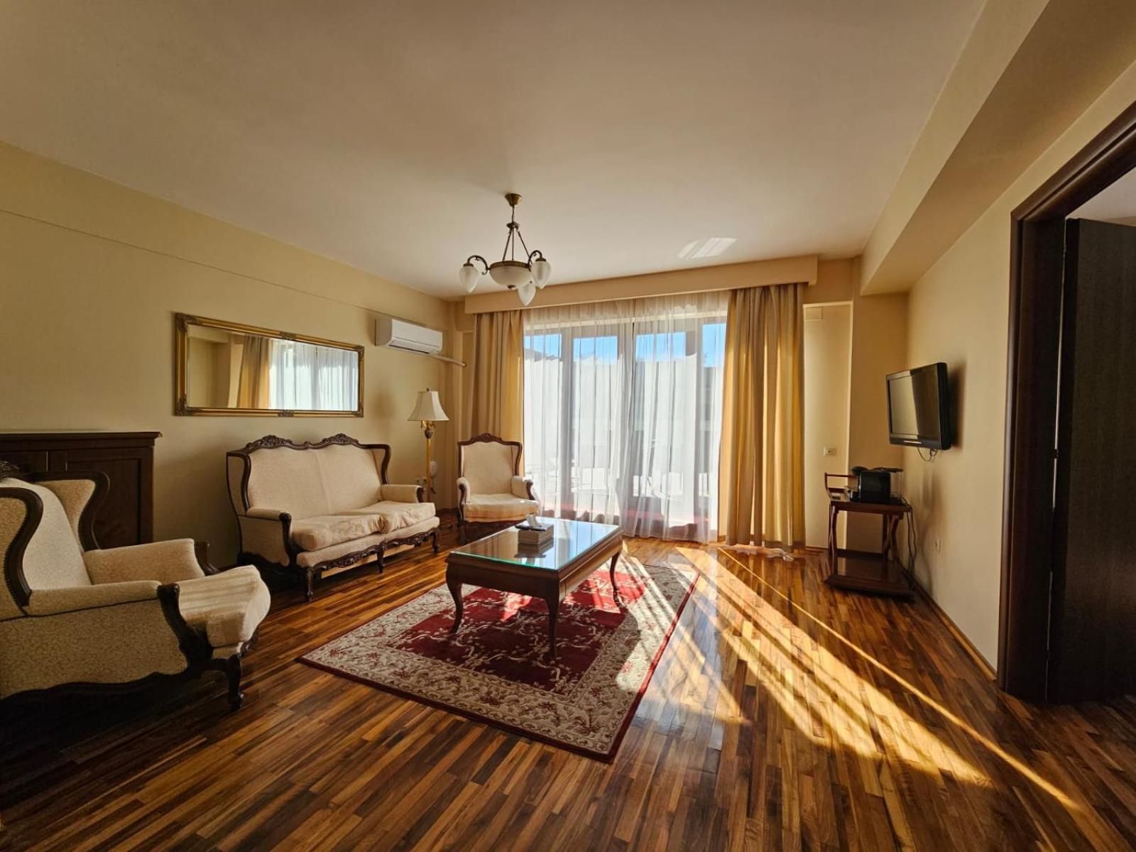 Hotel Elite Boutique & Spa Oradea Exterior foto