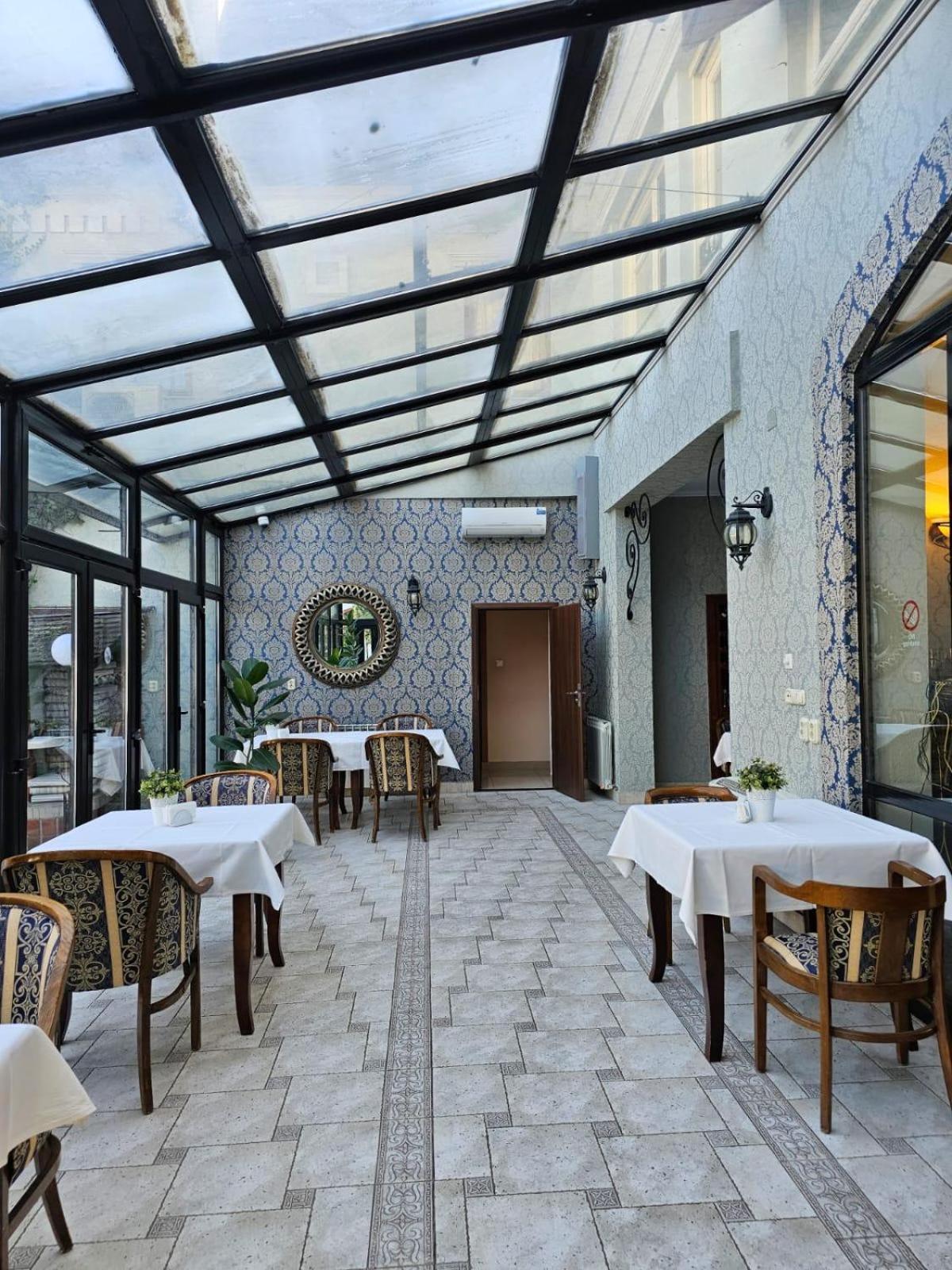 Hotel Elite Boutique & Spa Oradea Exterior foto