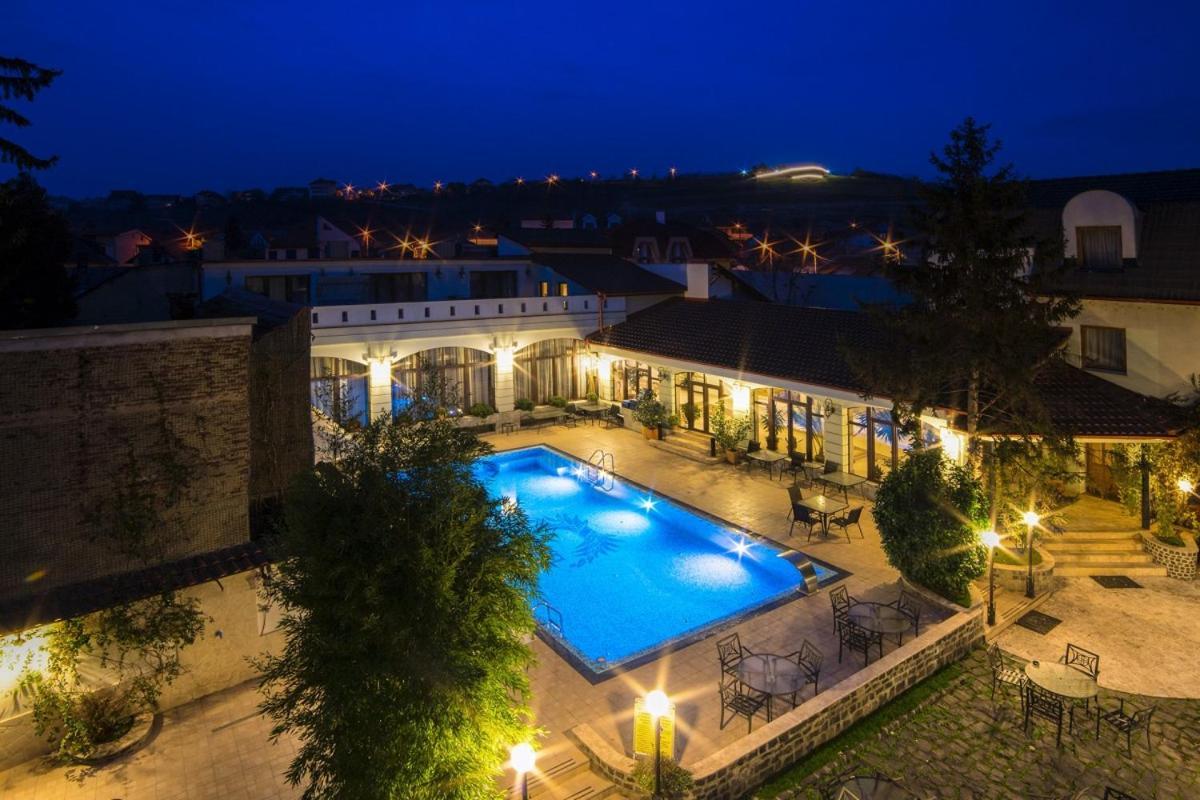 Hotel Elite Boutique & Spa Oradea Exterior foto